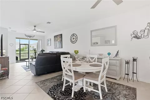 Dining - 2621 Vine Ave, Naples, FL 34120 photo 2 of 3