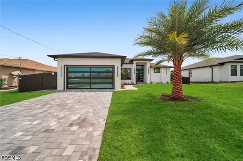 1237 NW 37th Ave, Cape Coral, FL 33993