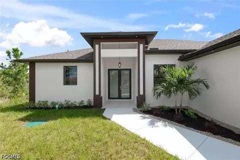 218 Irving Ave, Lehigh Acres, FL 33936