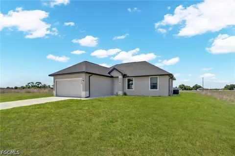 7010 S Rich Ct, Labelle, FL 33935