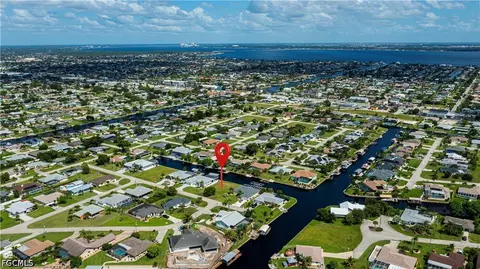 3725 SE 13th Ave, Cape Coral, FL 33904