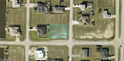 1112 NW 8th Pl, Cape Coral, FL 33993