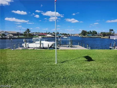 1119 SE 28th Ter, Cape Coral, FL 33904