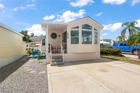 8564 Firwood Dr, Estero, FL 33928