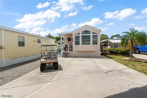 8564 Firwood Dr, Estero, FL 33928 photo 2