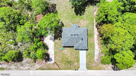 View/Area - 824 Carpenter St E, Lehigh Acres, FL 33974 photo 4 of 4