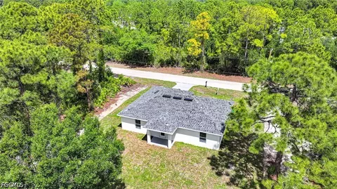 View/Area - 824 Carpenter St E, Lehigh Acres, FL 33974 photo 3 of 4