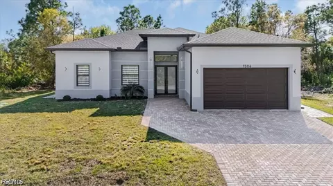 Exterior - 1504 E 6th St, Lehigh Acres, FL 33972 photo 3 of 4