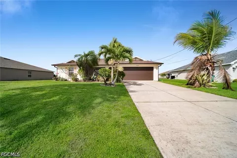 4404 NE 21st Ct, Cape Coral, FL 33909