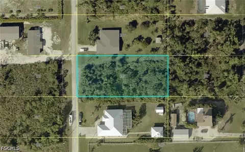11910 Oscoda Ct, Bokeelia, FL 33922