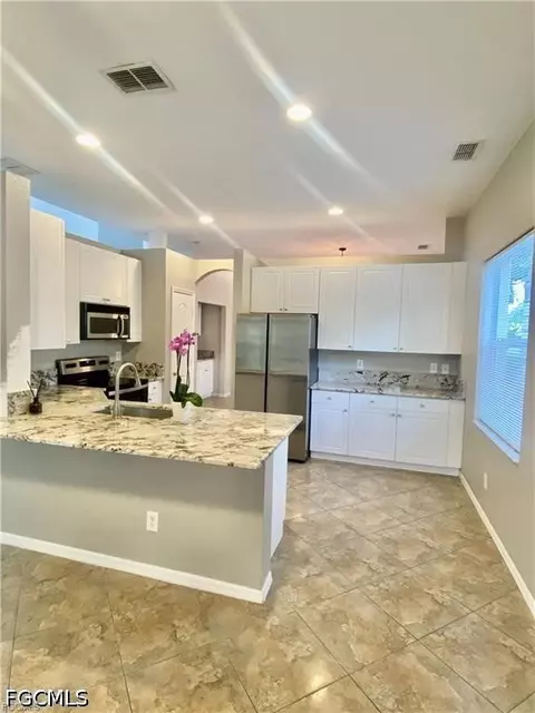 Undisclosed, Fort Myers, FL 33908