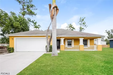 3812 14th St W, Lehigh Acres, FL 33971