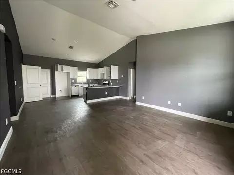 8046 Memory Cir, Labelle, FL 33935 photo 3