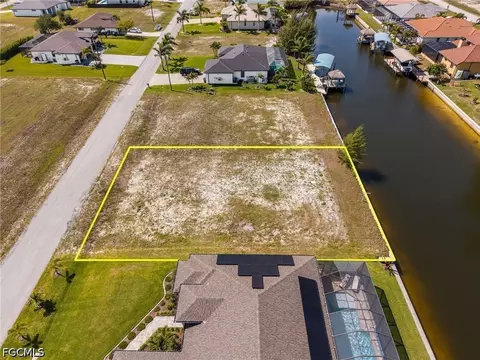 1628 NW 38th Pl, Cape Coral, FL 33993