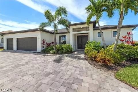 2214 Cape Coral Pkwy W, Cape Coral, FL 33914