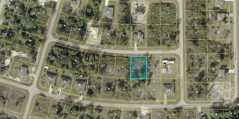 1034 Lytle St E, Lehigh Acres, FL 33974
