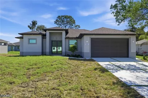 431 Palmyra Ave, Lehigh Acres, FL 33974