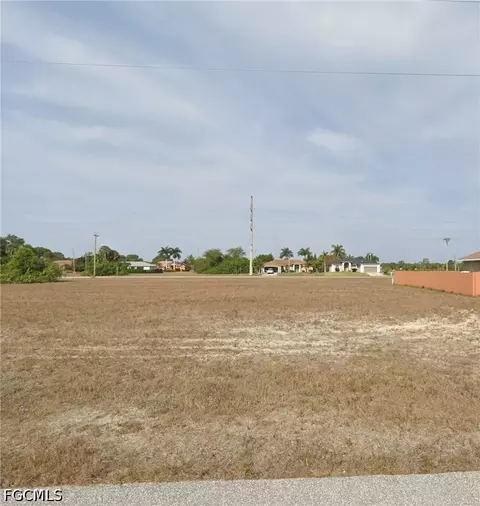 1912 NW 24th Ave, Cape Coral, FL 33993