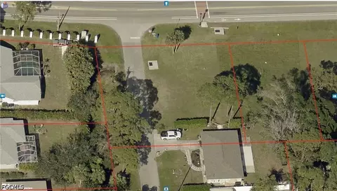 10010 W Terry St, Bonita Springs, FL 34135
