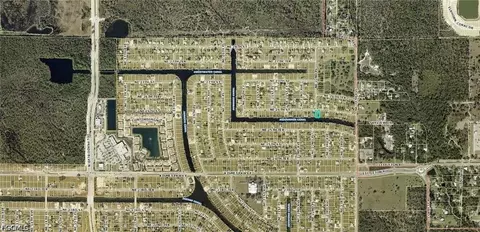 2216 NE 26th St, Cape Coral, FL 33909