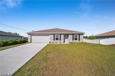 2912 NW 5th Pl, Cape Coral, FL 33993