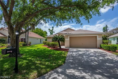 17716 Oakmont Ridge Cir, Fort Myers, FL 33967