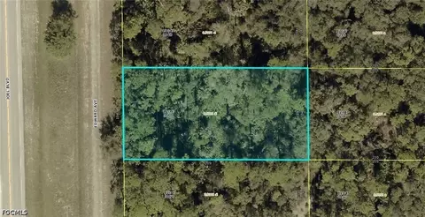 1914 Edward Ave, Lehigh Acres, FL 33972