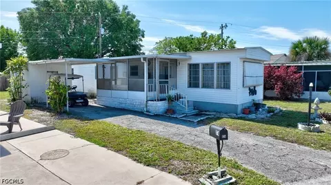 174 Santa Fe Trl, North Fort Myers, FL 33917