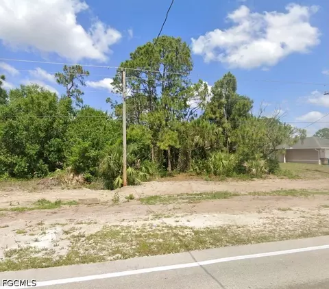 410412 Bell Blvd S, Lehigh Acres, FL 33974
