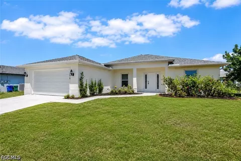 2619 NE 4th Ave, Cape Coral, FL 33909