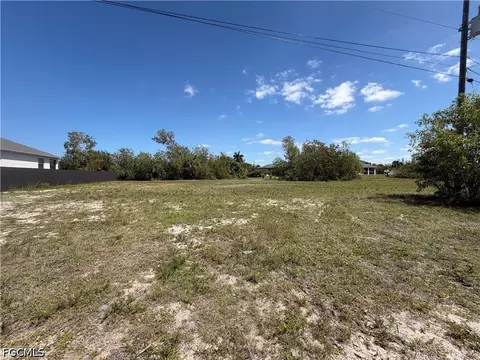 4113 NW 25th Ter, Cape Coral, FL 33993