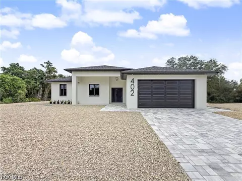 402 Thompson Ave, Lehigh Acres, FL 33972
