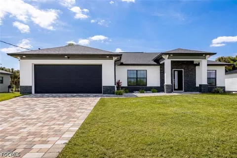 3003 NW Beechwood Cir, Labelle, FL 33935