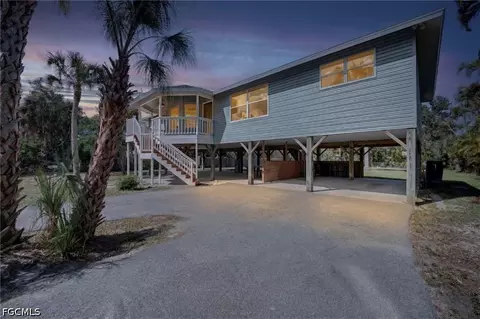 16380 Arbor Ridge Dr, Fort Myers, FL 33908