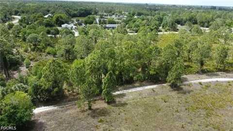 27276 Del Rio Dr, Punta Gorda, FL 33955