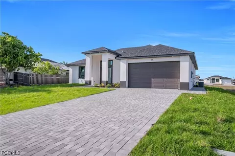 1412 NE 2nd Pl, Cape Coral, FL 33909