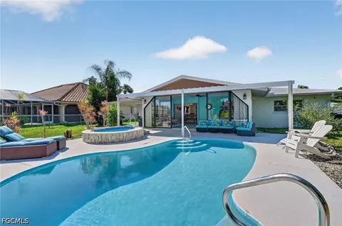 1211 SE 21st St, Cape Coral, FL 33990