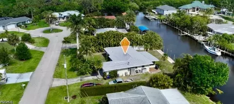 1728 Club House Rd, North Fort Myers, FL 33917