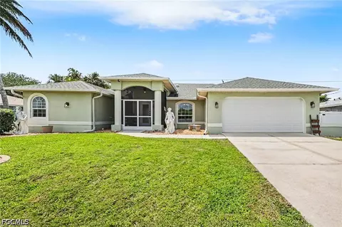3754 SE 3rd Ave, Cape Coral, FL 33904