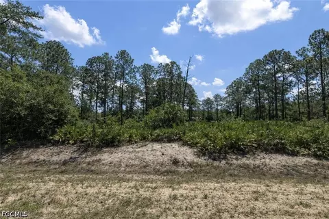 22 Wellington Ave, Lehigh Acres, FL 33936