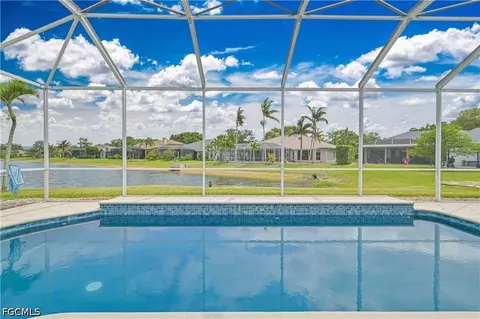 19431 Cypress View Dr, Fort Myers, FL 33967