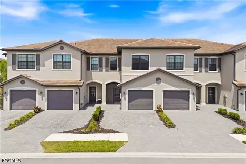 14208 Pine Lodge Ln, Fort Myers, FL 33913