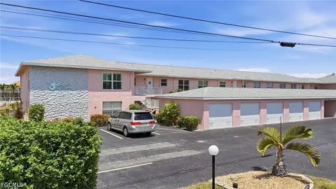 1333 SE 40th Ter #2A, Cape Coral, FL 33904