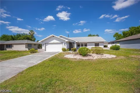 3712 SW 6th Ave, Cape Coral, FL 33914