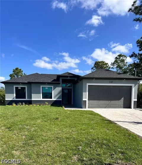 1137 Augusta St E, Lehigh Acres, FL 33974