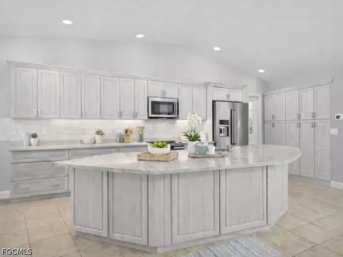1914 NW 36th Ave, Cape Coral, FL 33993