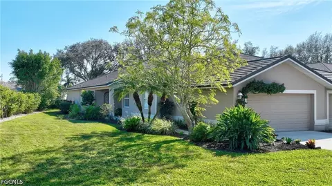 2261 Granby Dr, Lehigh Acres, FL 33973