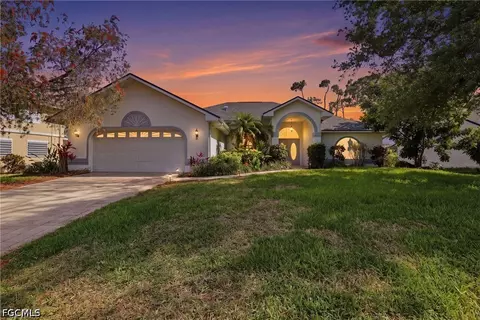 1022 SW 18th Ter, Cape Coral, FL 33991