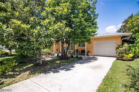 2305 SE 16th St, Cape Coral, FL 33990