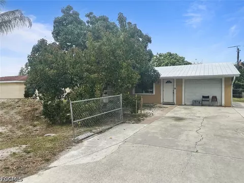 13314 2nd St, Fort Myers, FL 33905
